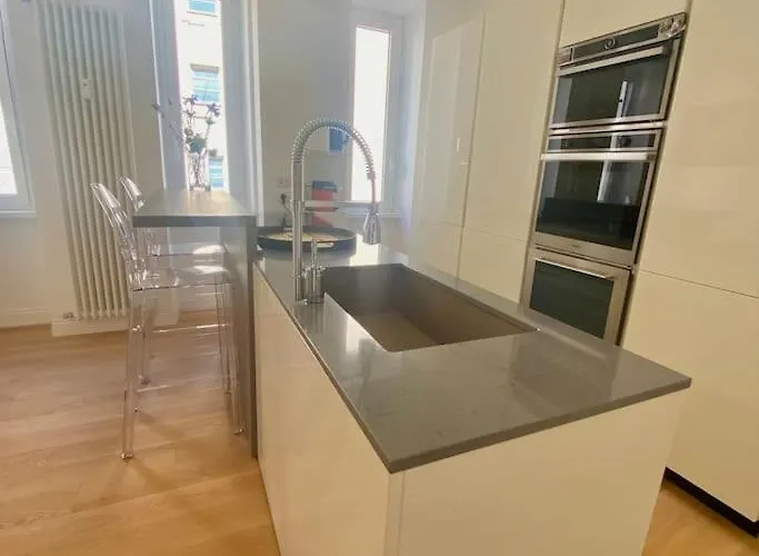 Ada Apartment *